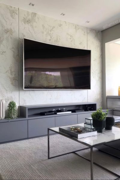 flat-screen-tv-mounted-wall-coffee-table